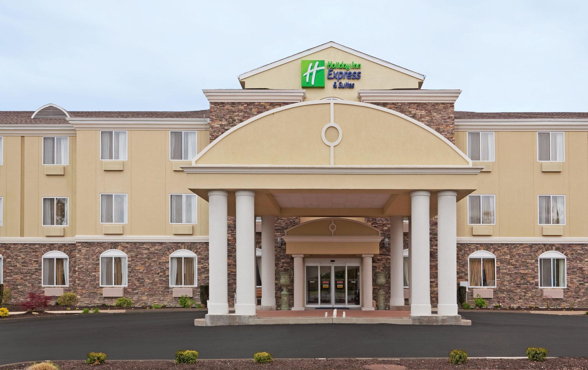 Holiday Inn Express Hotel & Suites Swansea By Ihg Exterior foto